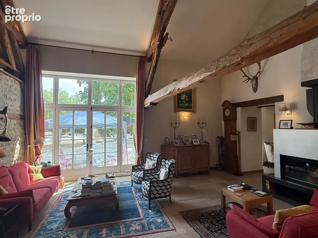 Maison 225 m² à Saint-Chartier  - photo 3