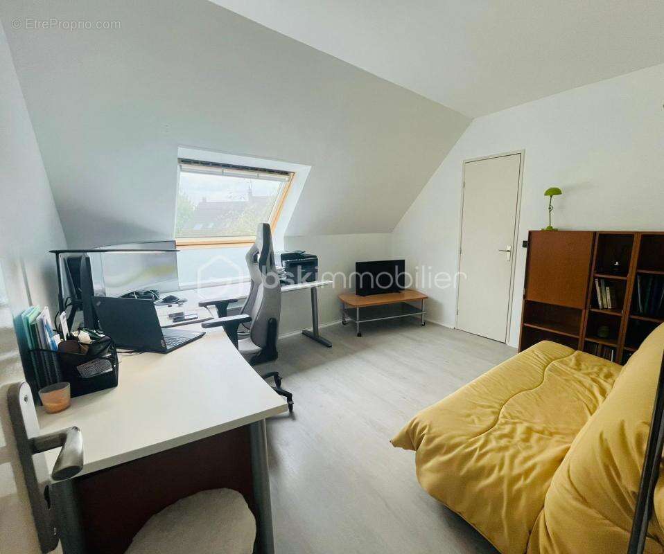 Maison à LES ESSARTS-LE-ROI