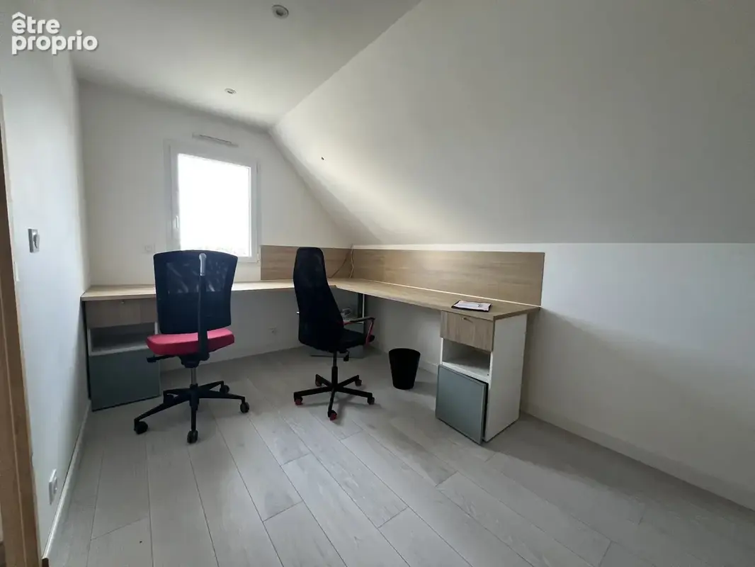 Maison - 4 pièces - 90 m2 - MAZE-MILON - photo 10