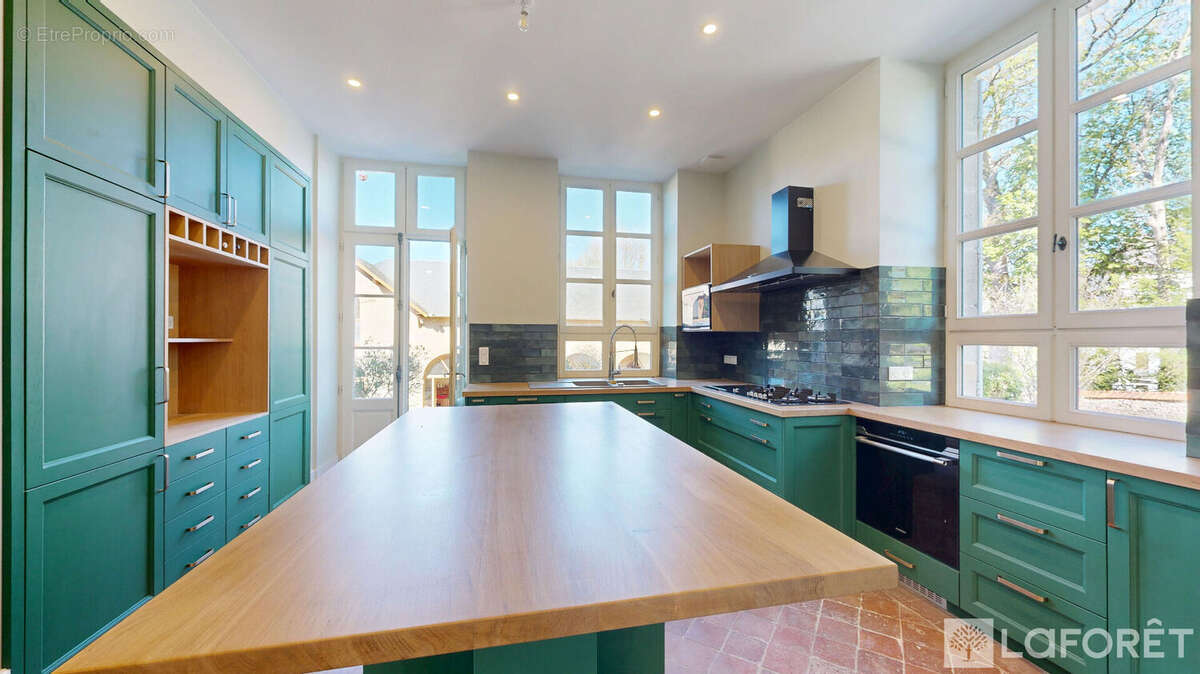 Maison à BOURBON-L'ARCHAMBAULT