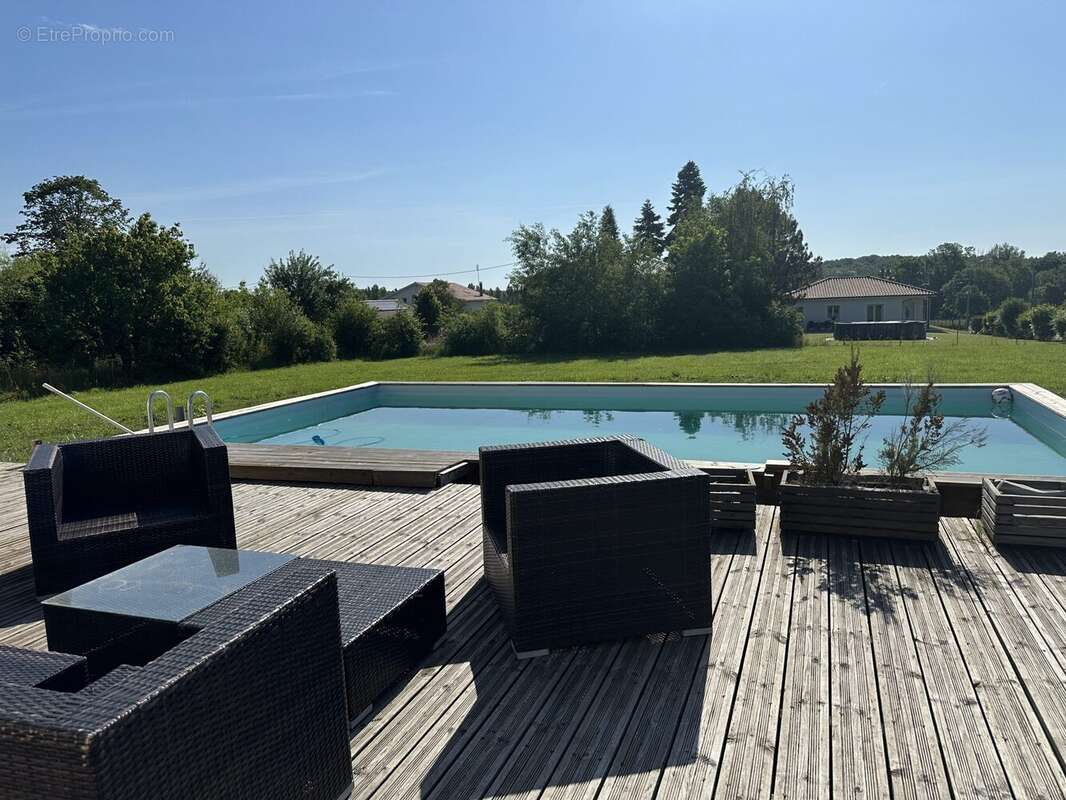 Maison à MIRAMONT-DE-GUYENNE