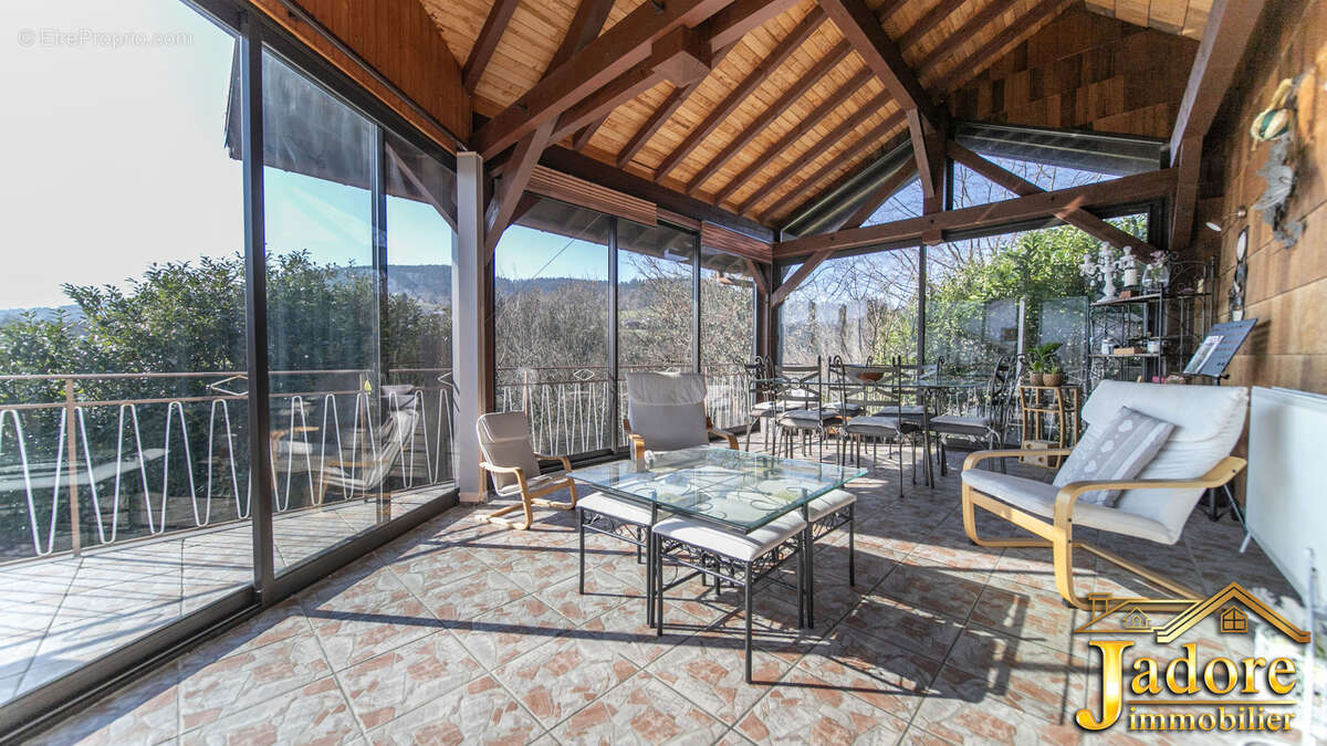 Maison avec veranda - photo 3