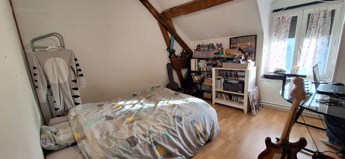 Maison à MALAY-LE-GRAND
