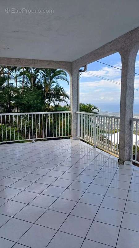 Maison à LES AVIRONS