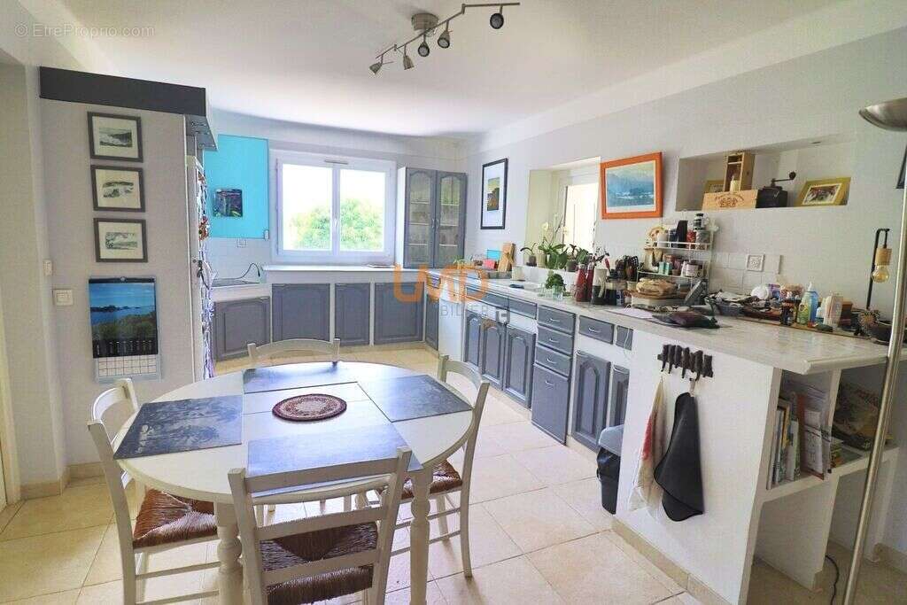 Maison à SAINT-MAXIMIN-LA-SAINTE-BAUME