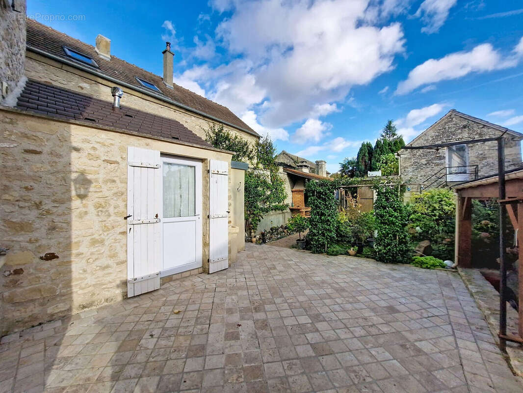 Maison à CLERY-EN-VEXIN