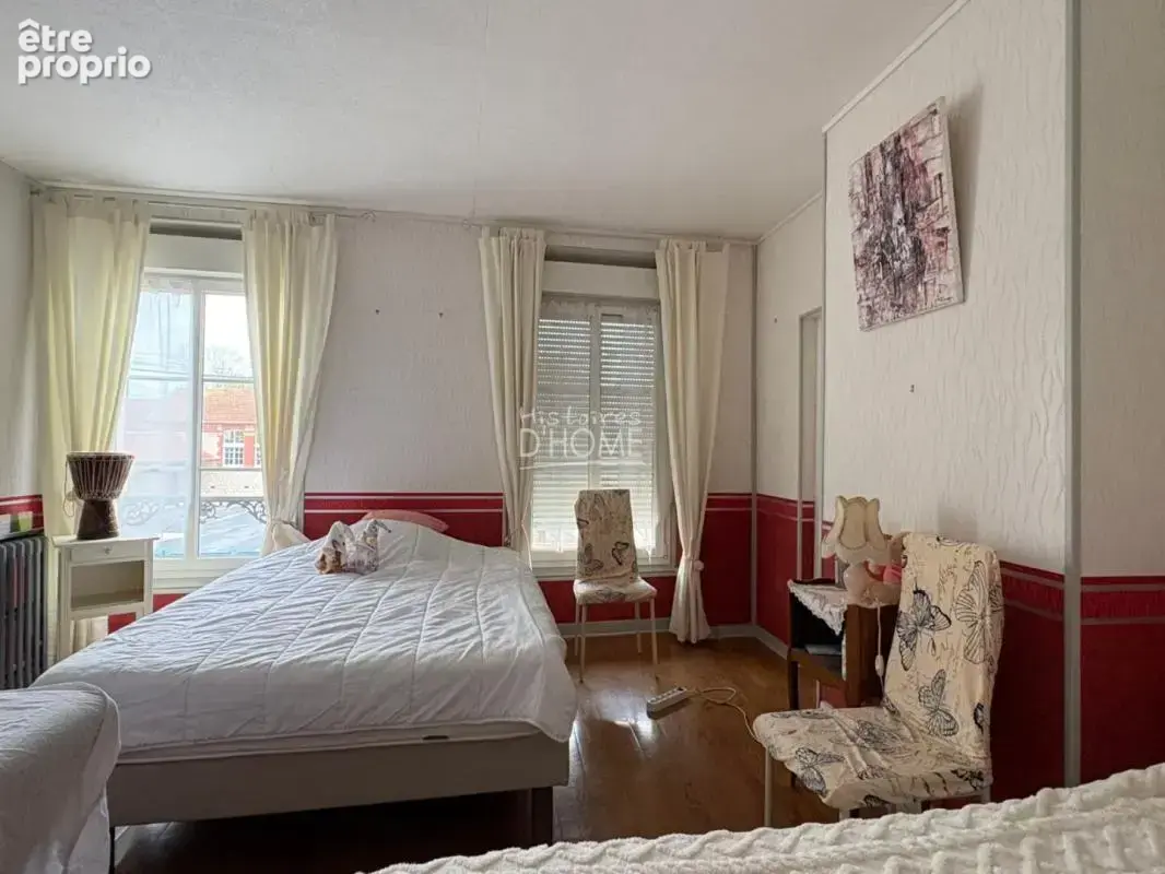 Maison familiale de 5 chambres à deux pas des écoles et des commerces - photo 8