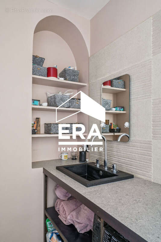 Appartement à PARIS-3E