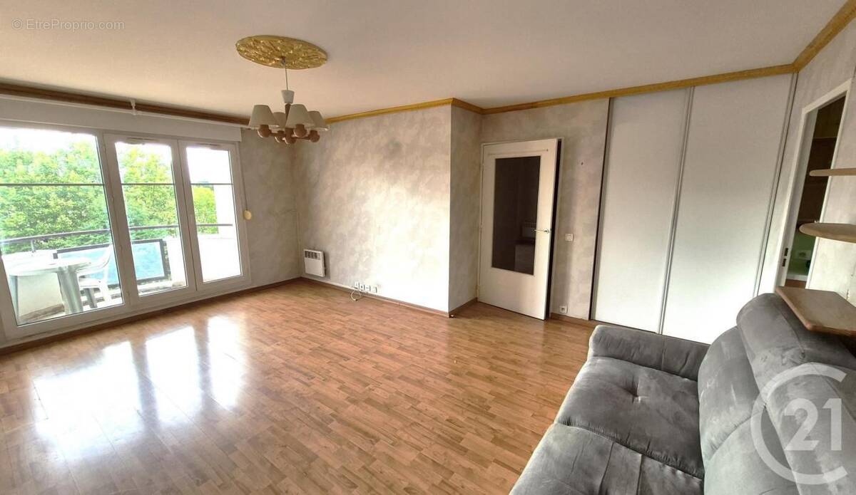 Appartement à BONNEUIL-SUR-MARNE
