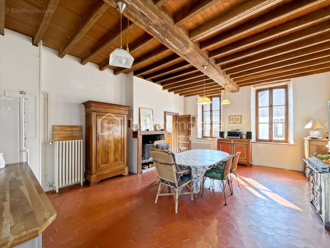 Maison à PAILLY