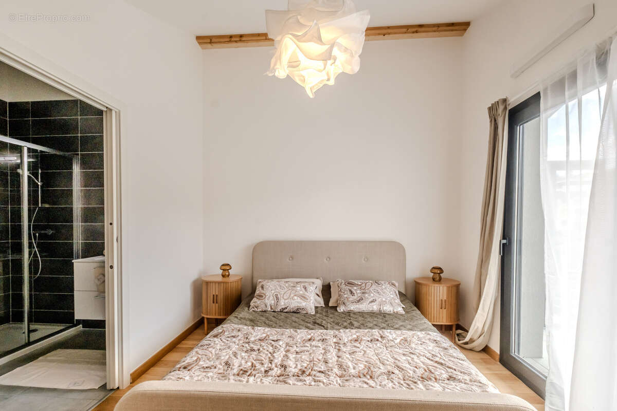 Appartement à EVIAN-LES-BAINS