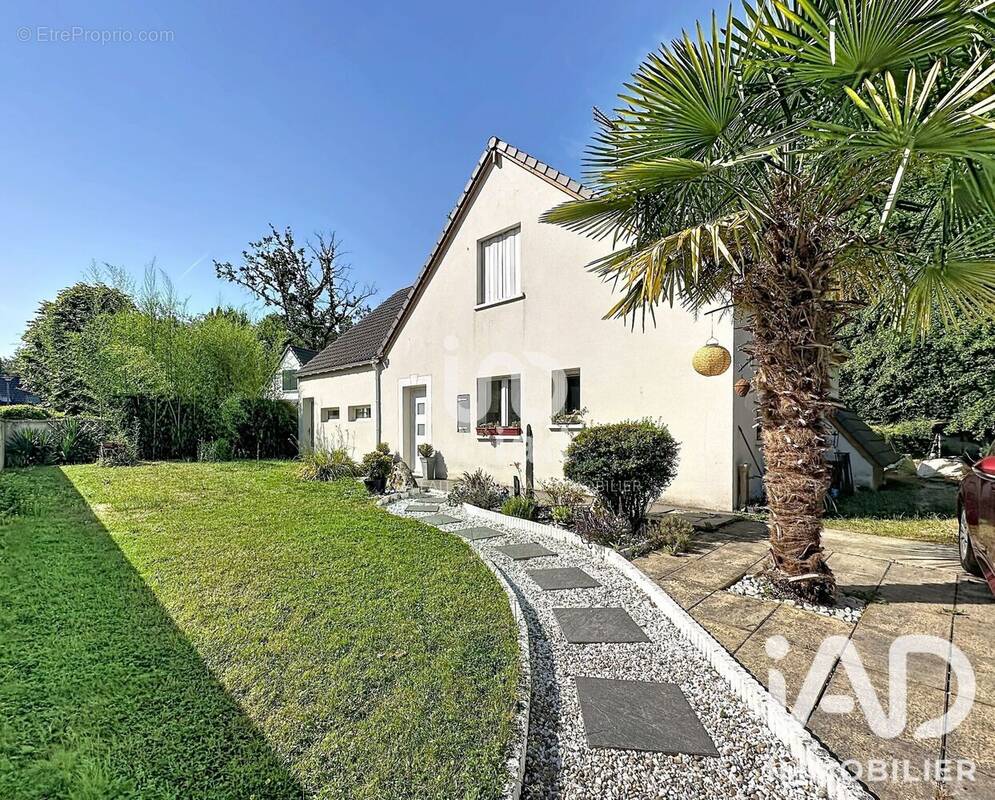 Photo 1 - Maison à LE CHATELET-EN-BRIE