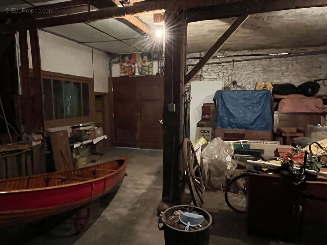 Maison à COUSSAC-BONNEVAL