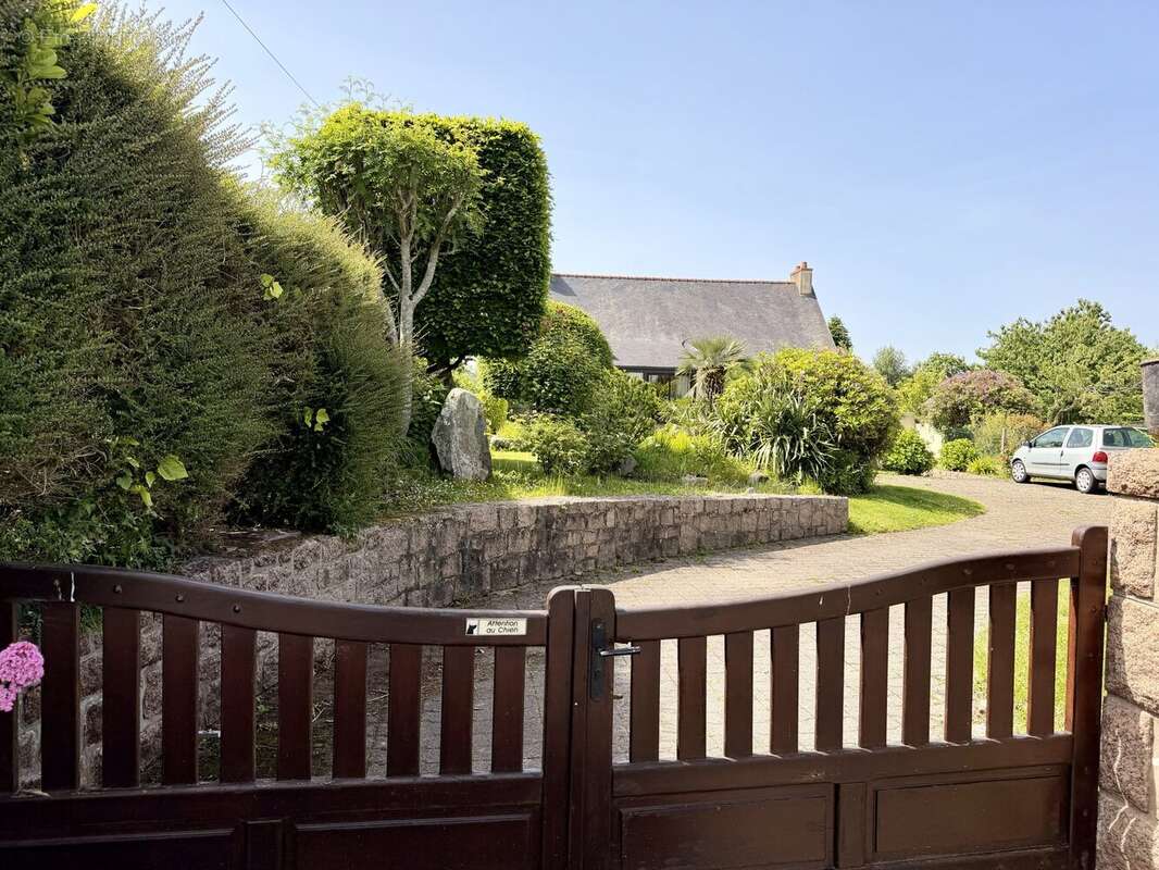 Maison à SAINT-QUAY-PERROS