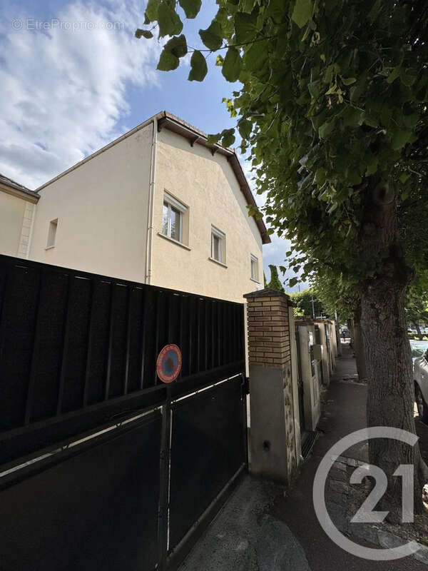 Appartement à AULNAY-SOUS-BOIS