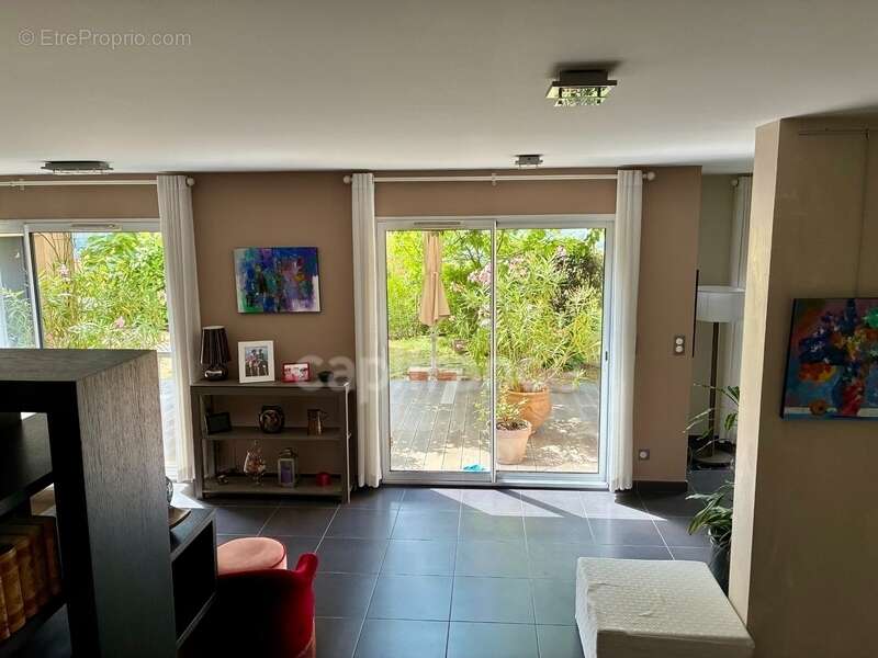 Maison 6 pièces à vendre 6 à SAINT-PIERRE-LA-PALUD - photo 7