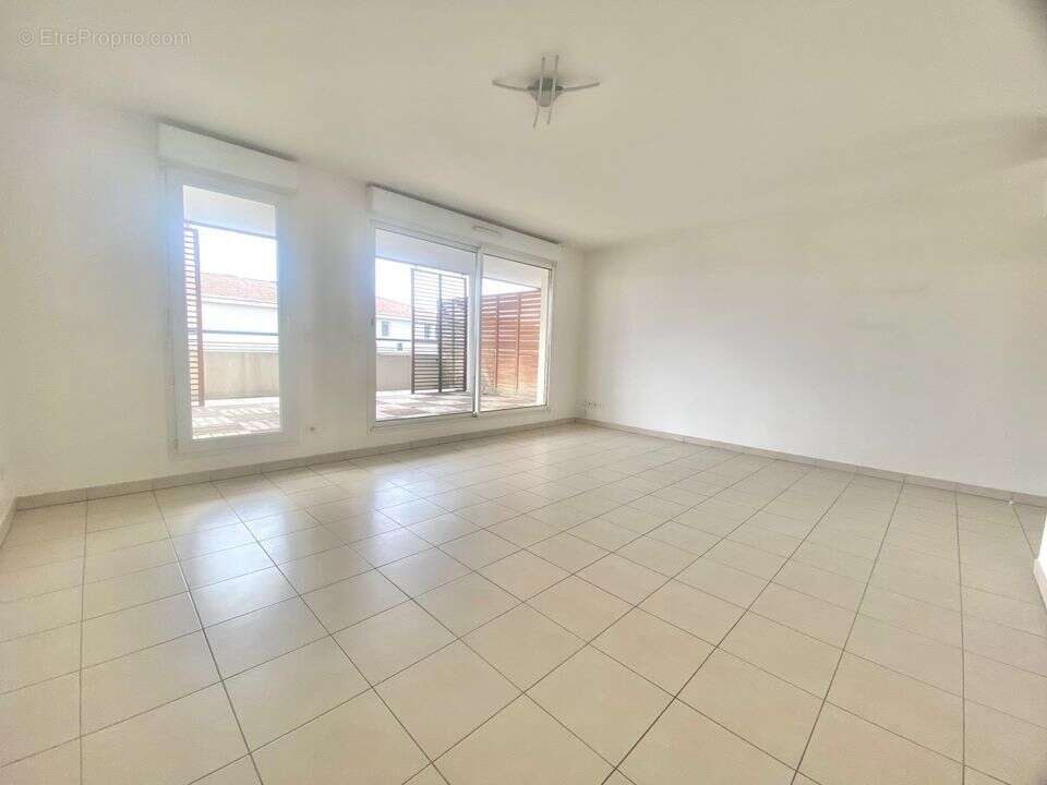 T3 / TERRASSE / PARKING / CHATEAI GOMBERT - Appartement à MARSEILLE-13E