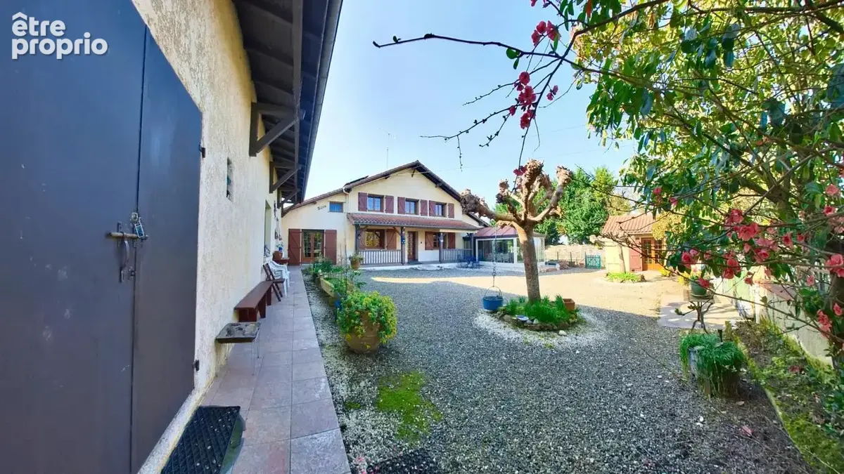 Propriété Landaise 186 m2 avec dépendances, hangars et insta - photo 27