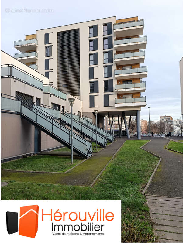 Appartement à HEROUVILLE-SAINT-CLAIR