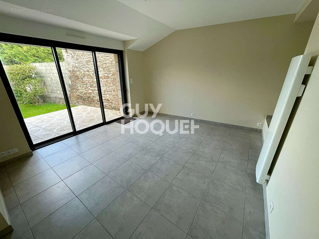 Maison à DOL-DE-BRETAGNE