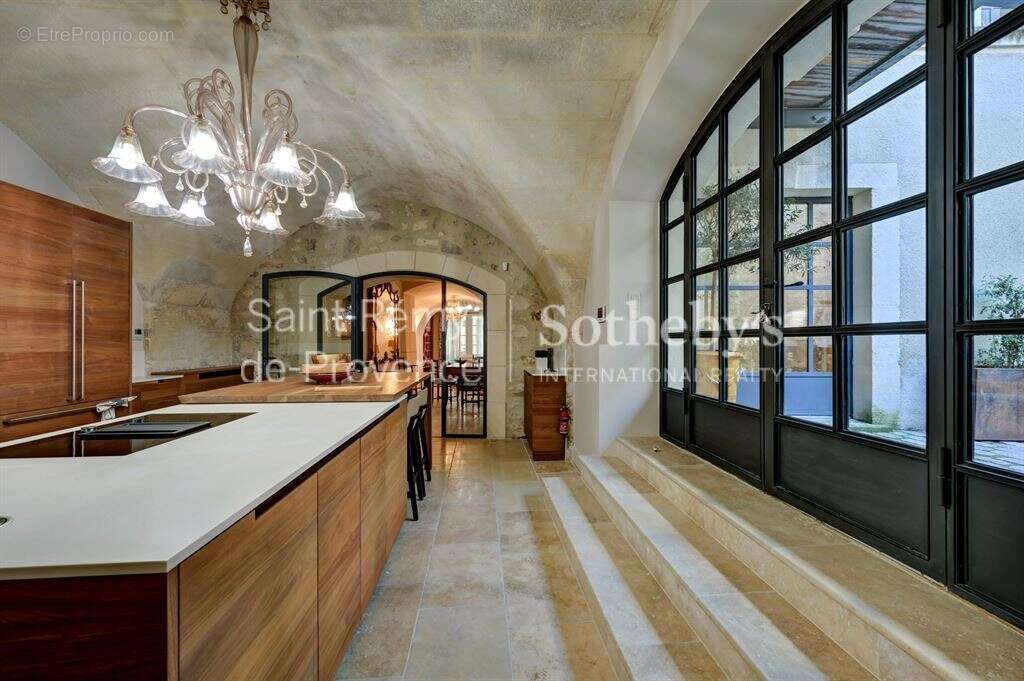 Maison à SAINT-REMY-DE-PROVENCE