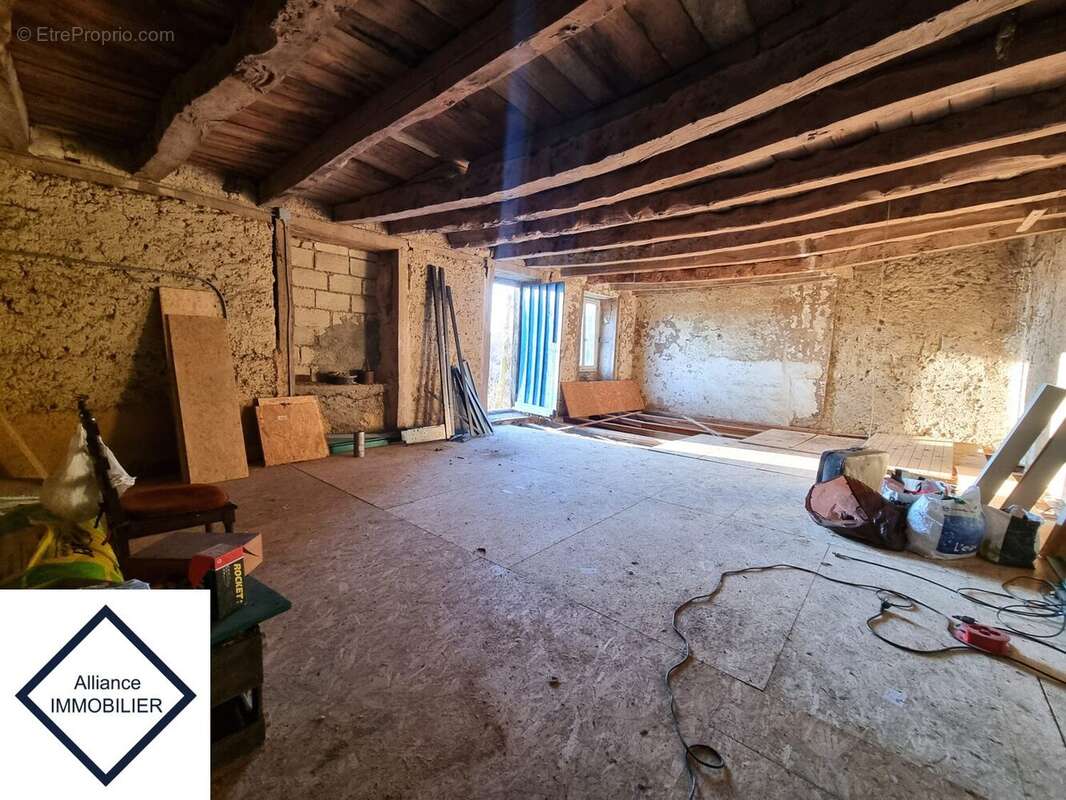 Maison à MONTAUBAN-DE-BRETAGNE