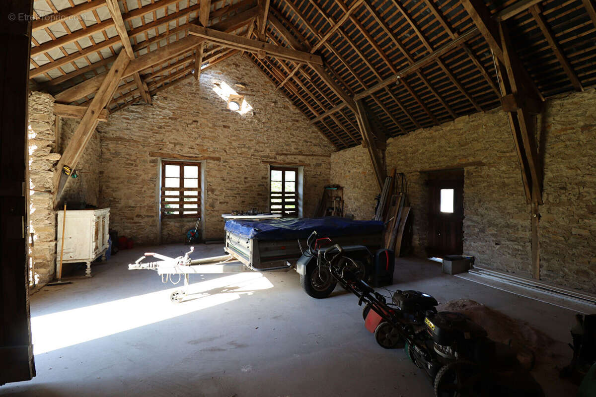 Maison à MADRANGES