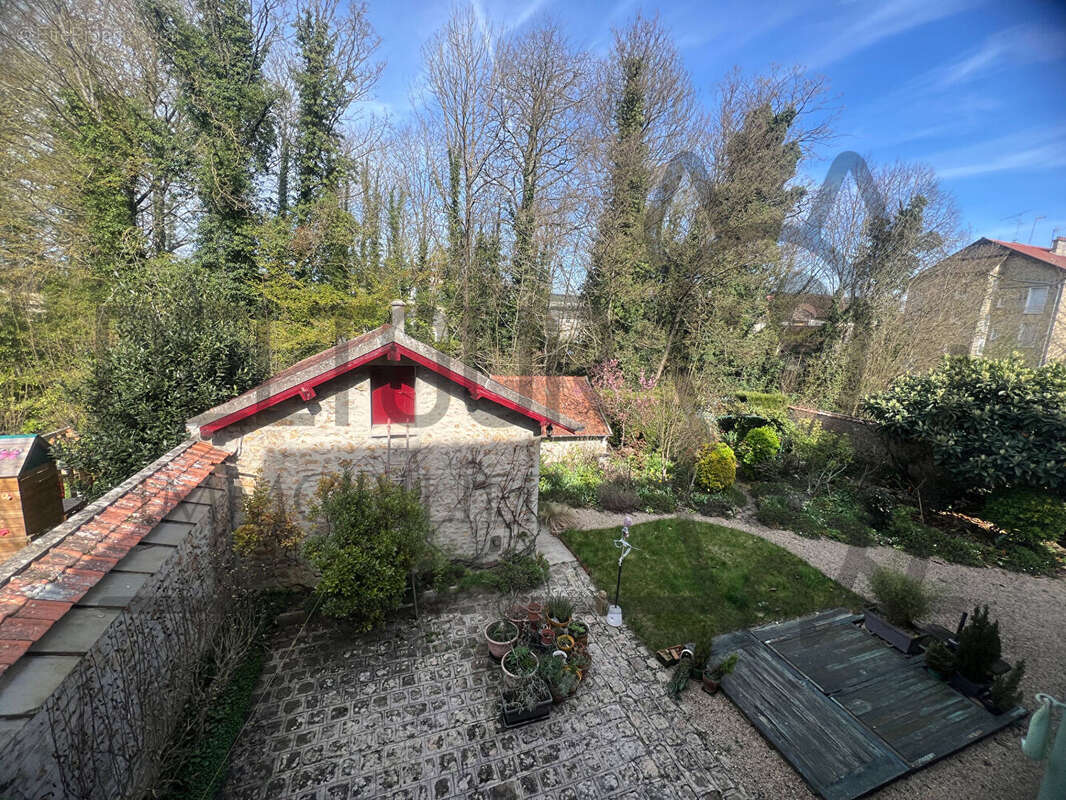 Maison à COULOMMIERS