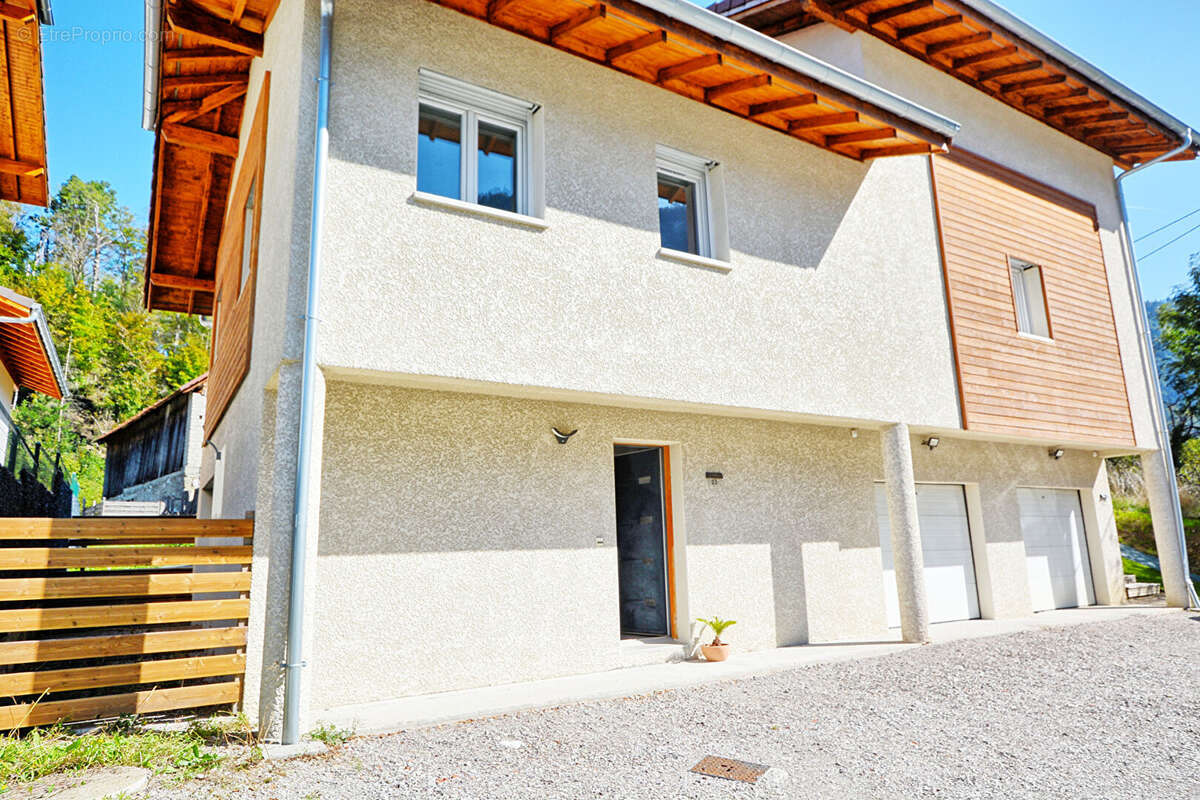 Maison mitoyenne à SCIONZIER - photo 7