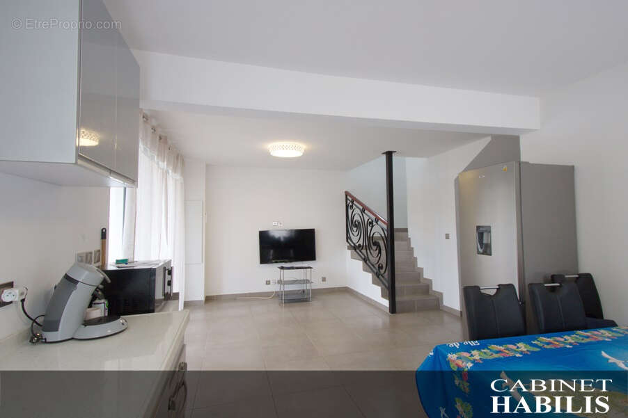 A vendre - maison t4 de 100.54 m2 environ  - saint-pierre - 395 000 € - photo 3