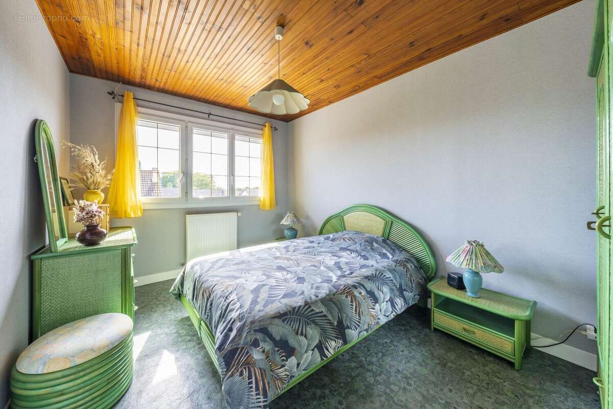 Maison à VARENNES-SUR-SEINE