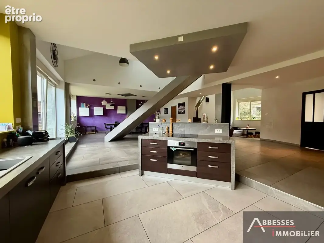 EN EXCLUSIVITÉ - GERARDMER dans un secteur calme : Maison type LOFT avec grande dépendance - photo 6