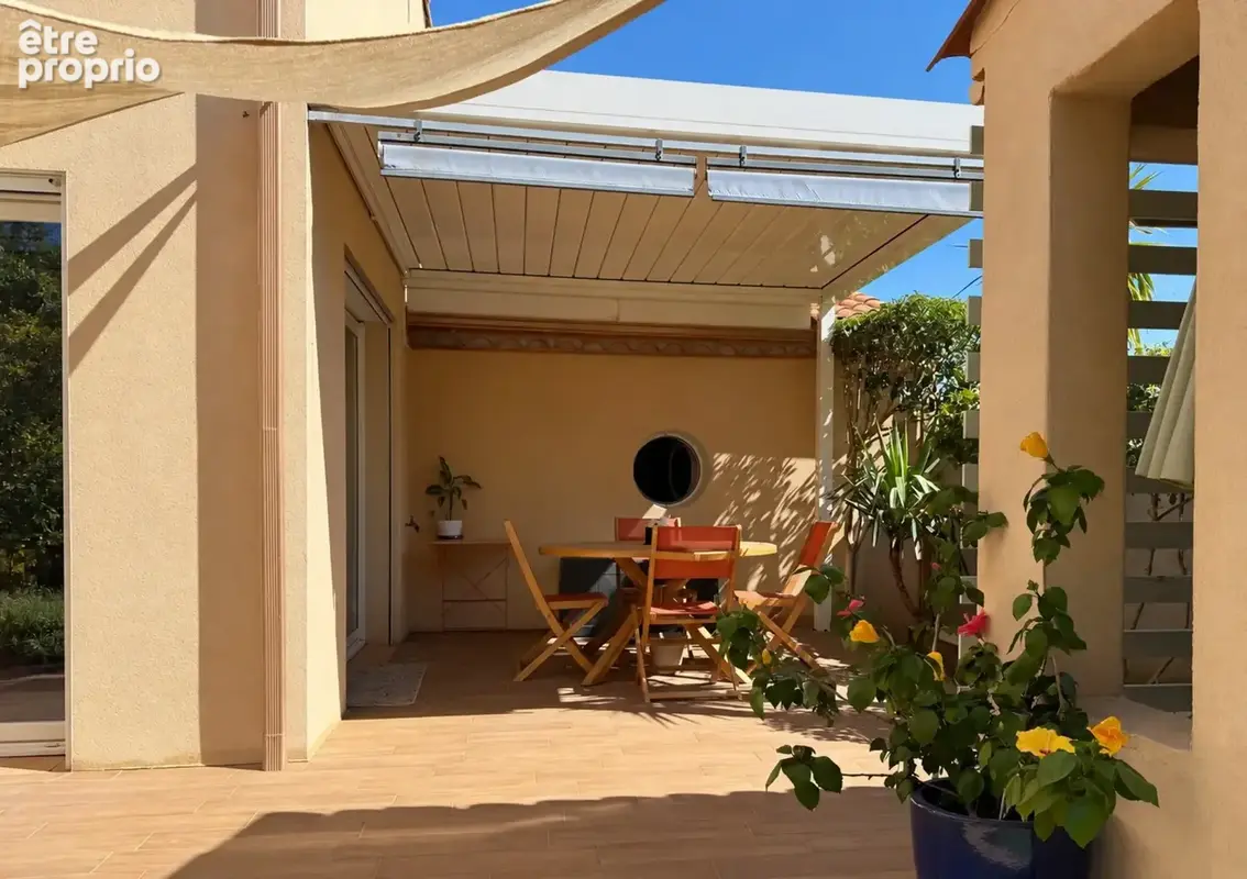 Villa d'architecte de plain-pied avec jardin méditerranéen - photo 9