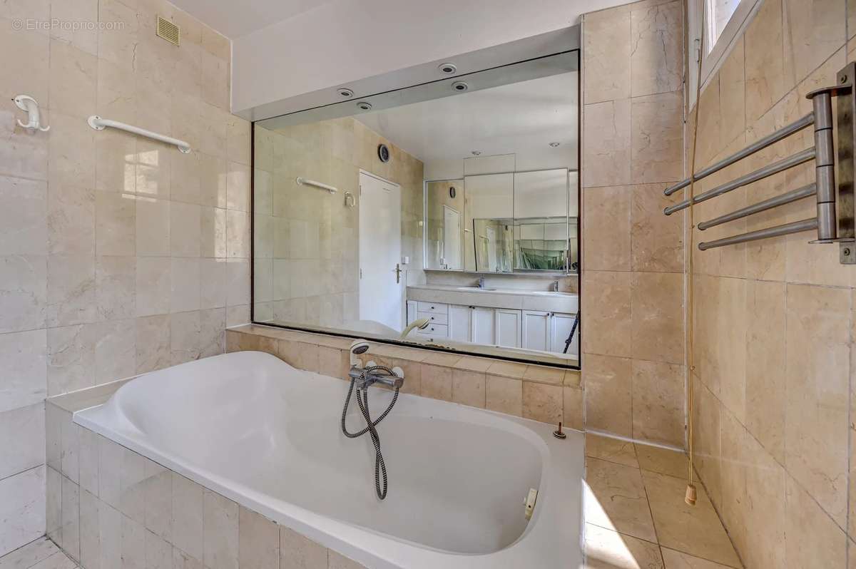 Appartement à PARIS-13E