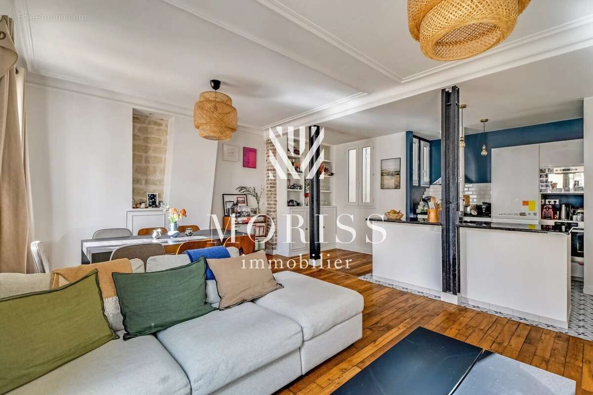Appartement à PARIS-17E
