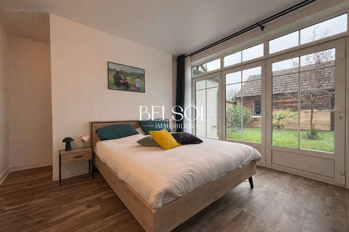 Maison à COUILLY-PONT-AUX-DAMES