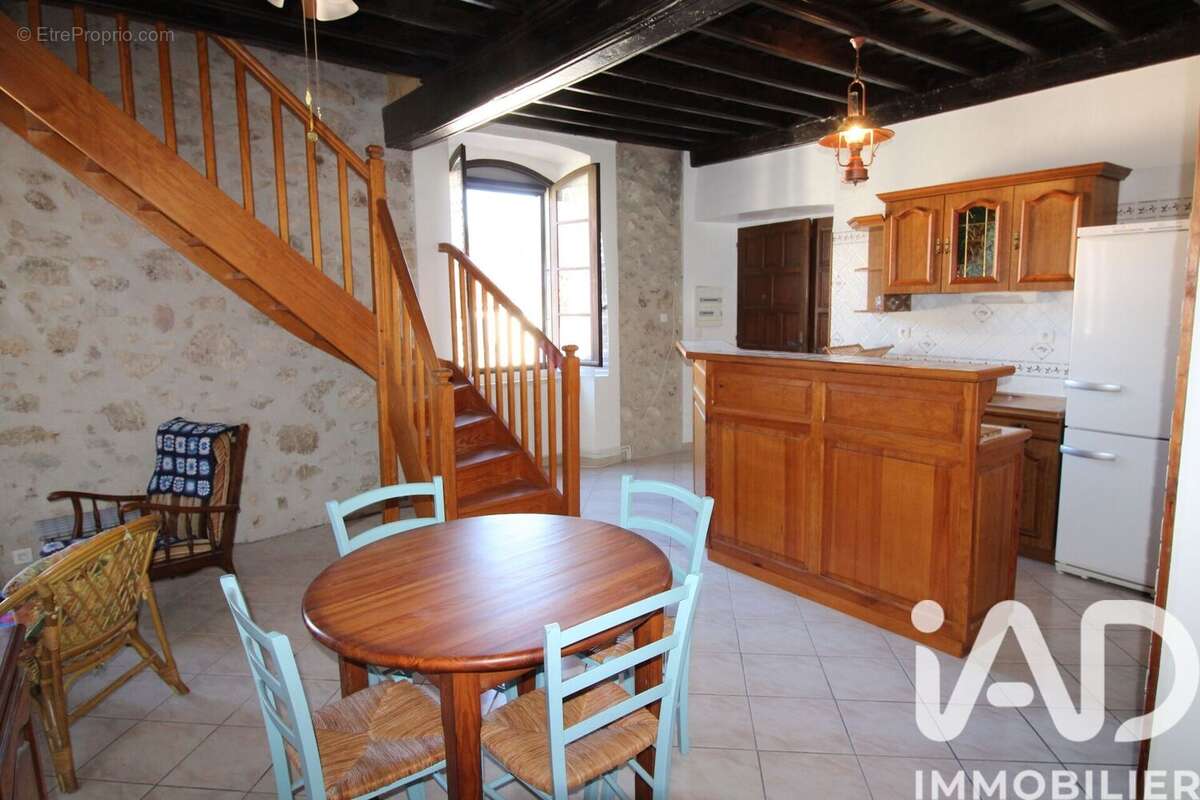 Photo 4 - Appartement à SAINT-LAURENT-DE-CERDANS