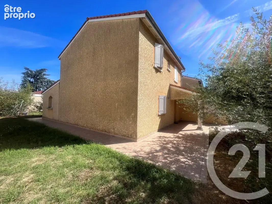 Maison 6 pièces 102 m² à vendre à Vaulx-En-Velin (69120) - photo 12