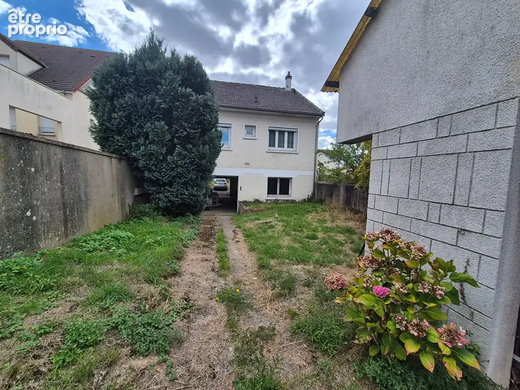 Photo Maison à Villebon-Sur-Yvette au prix de 367 000€