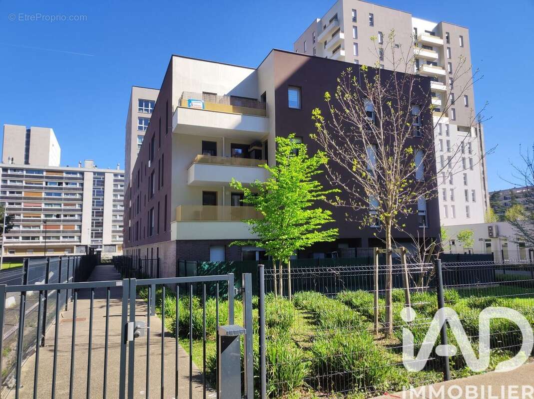 Photo 8 - Appartement à SARCELLES