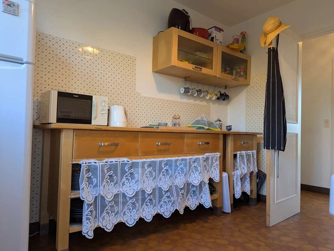 Maison à AZAT-LE-RIS