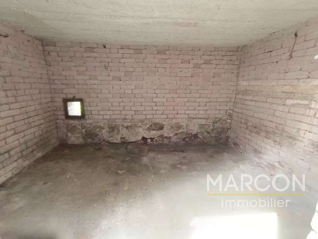 Maison à LAVAVEIX-LES-MINES