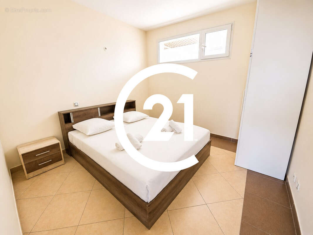 Appartement 96 m² à Fort-De-France  - photo 7