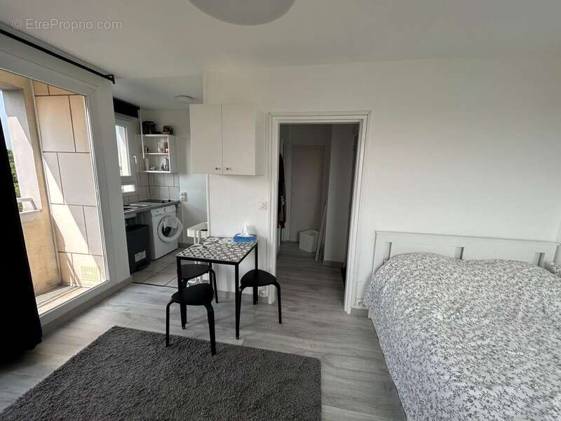 Appartement à MAISONS-ALFORT