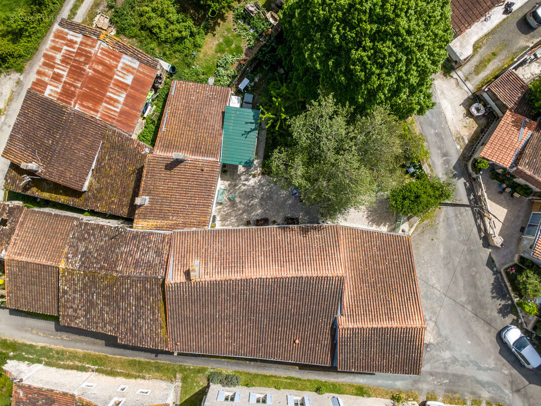 Maison à PORT-D'ENVAUX