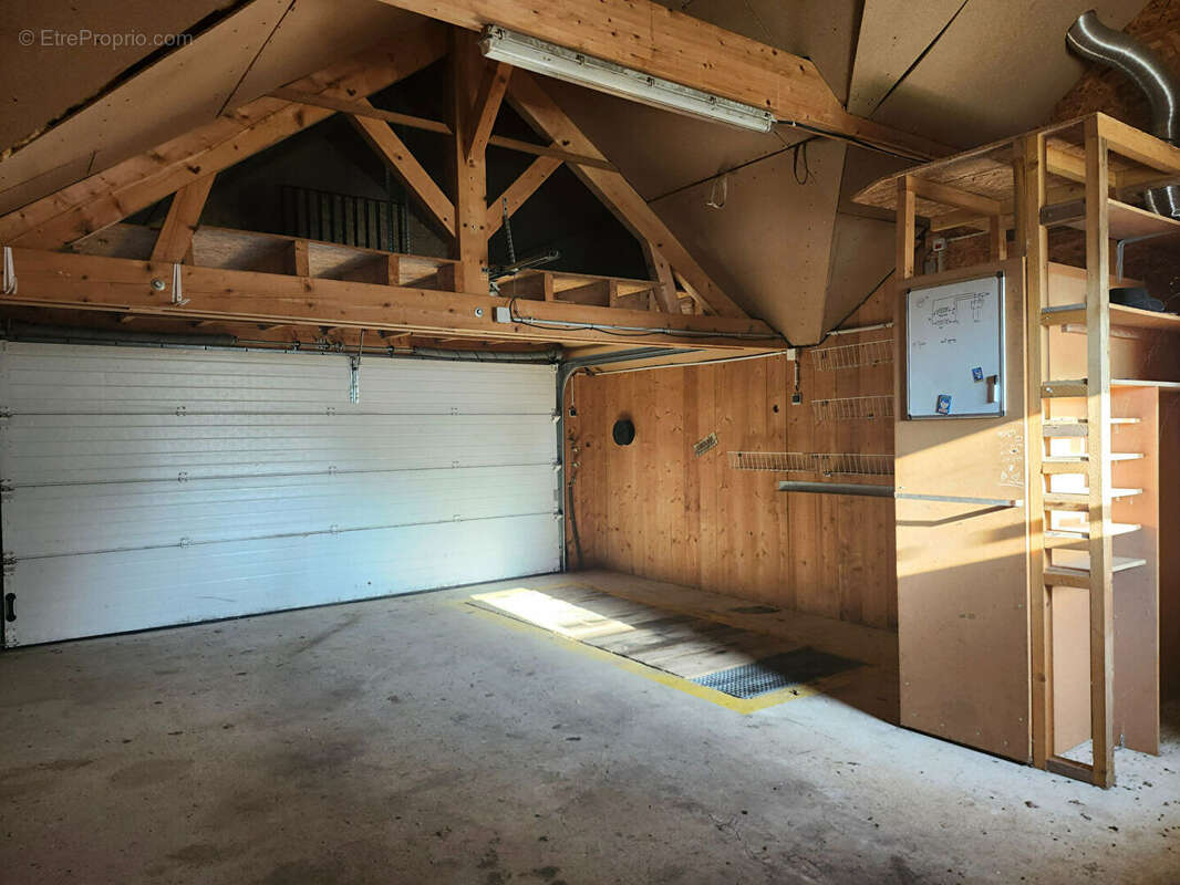 Maison à MONT-SOUS-VAUDREY