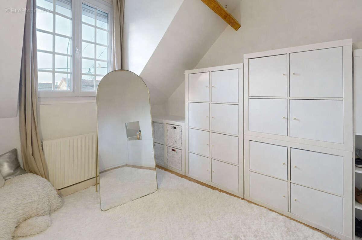 Maison à OZOIR-LA-FERRIERE