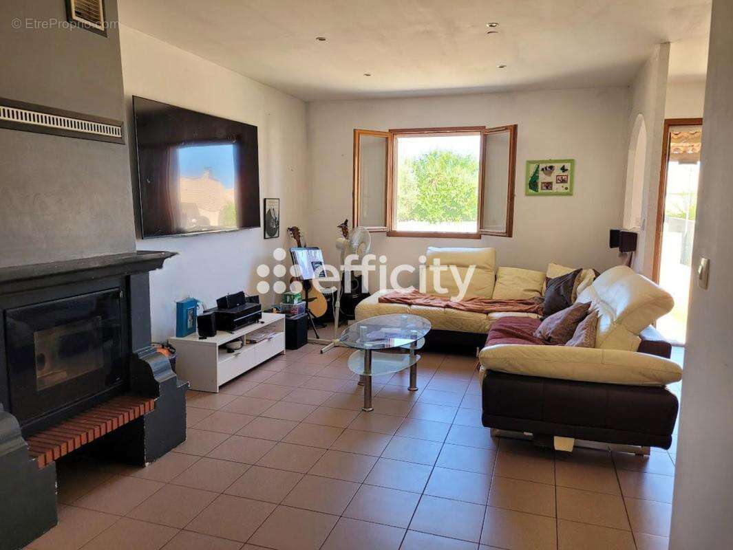 Maison 110 m² à Borgo  - photo 6