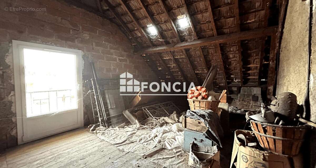 Appartement à AIX-LES-BAINS