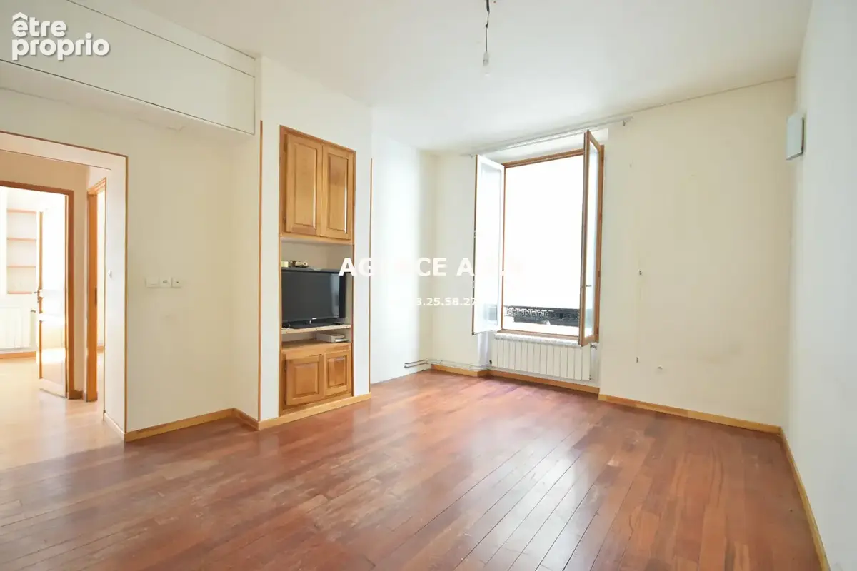 Appartement à PARIS-10E